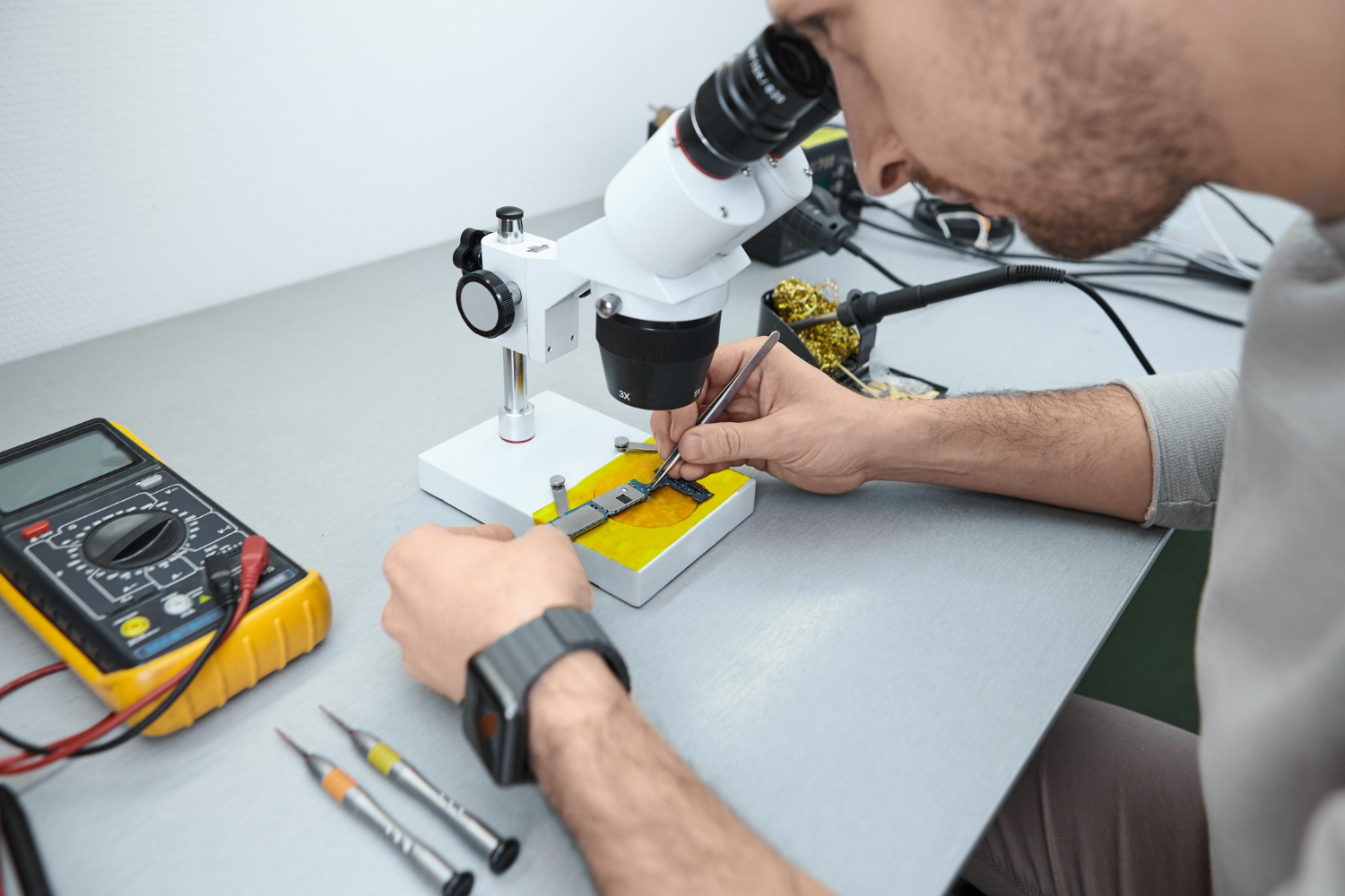Applications of HPLC in Pharmaceutical Analysis